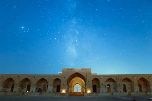 تصاعد التوتر: انفجار يهز طهران ومقتل جنود أمريكيين بالعراق