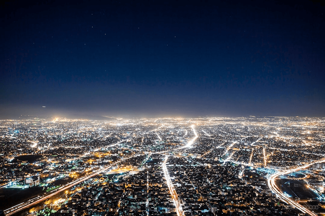 US-Iran Tensions Escalate: Gulf on Edge After Trump's 'Hard Hit' Threat