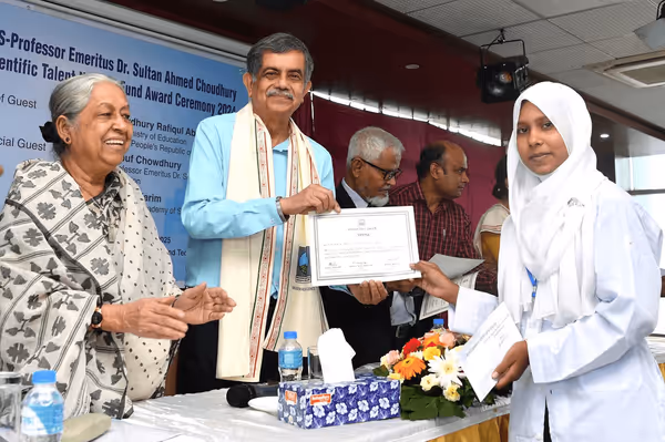 Abrar Ahmed Defies ‘Shadow Ban’ Talk with Landmark Sunrisers Deal