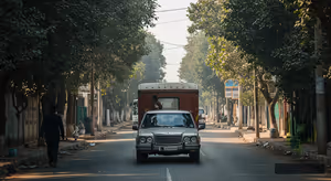 مشرق وسطیٰ میں جنگی کشیدگی اور توانائی کی بڑھتی قیمتیں: پاکستان پر اس کے کیا اثرات ہوں گے؟